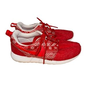Nike Roshe One Winter Sneaker Red and White Size 5